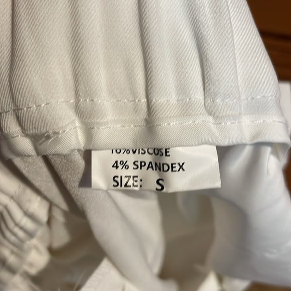 🤍 NWT Daisy Grace viral white wide leg trouser 🤍 - Picture 5 of 6